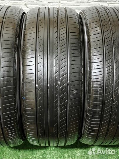 Yokohama Advan dB V552 225/45 R18 91W