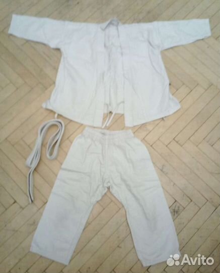 Кимоно на рост 120 см + перчатки