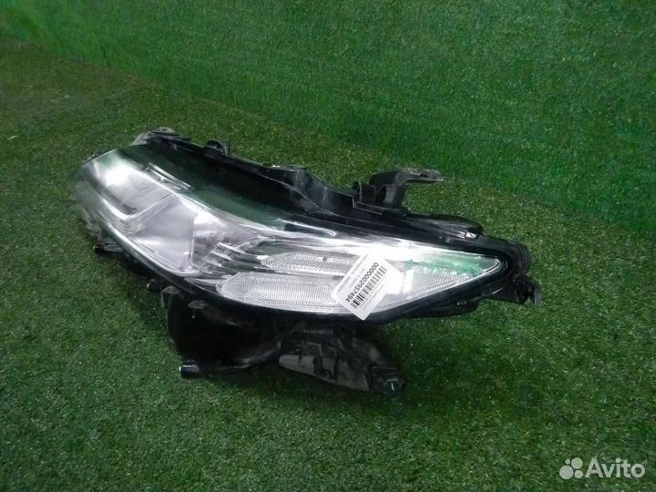 Фара левая Toyota Camry