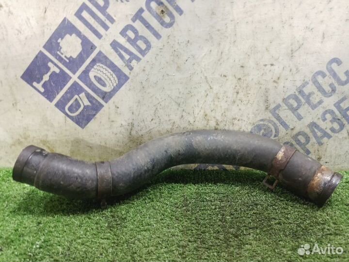 Патрубок системы охлаждения Hyundai Santa Fe