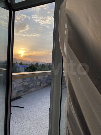 1-к. квартира, 107 м², 8/8 эт.