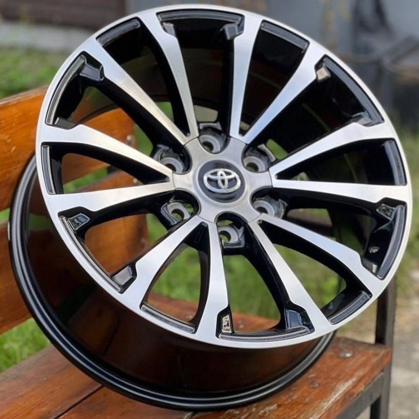 Литые диски Toyota 7.5×R18 6×139.7