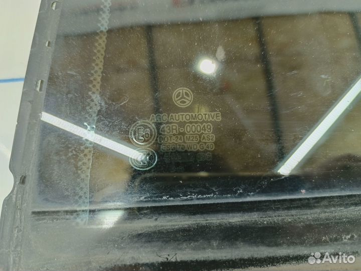 Стекло двери задней левой форточка Mercedes-Benz G