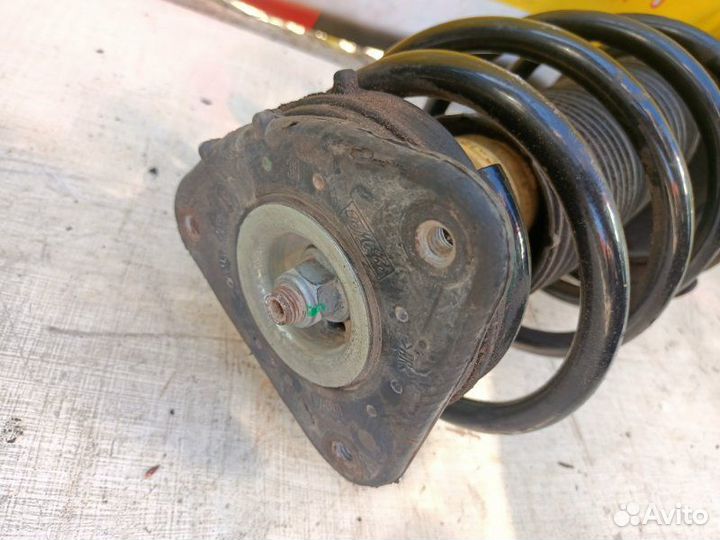 Амортизатор стойка передняя левый Ford Focus 1.6