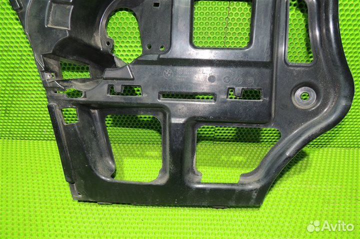 Крепление бампера заднее левое Bmw M3 E90 N46N