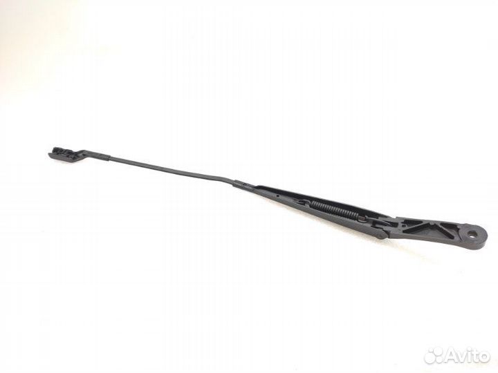 Поводок стеклоочистителя передний правый