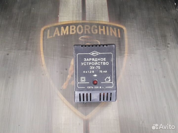 Зарядное устройство аа