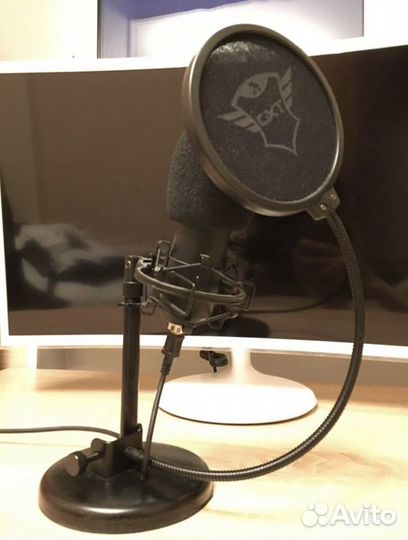 Студийный микрофон trust gxt 252 emita