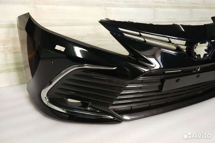 Camry 70 рестайлинг Бампер передний с решеткой