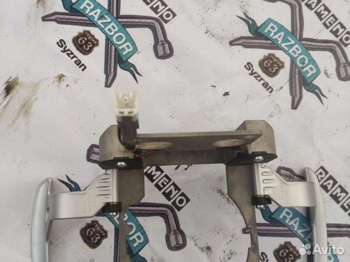 Подрулевой переключатель кпп Mitsubishi Outlander