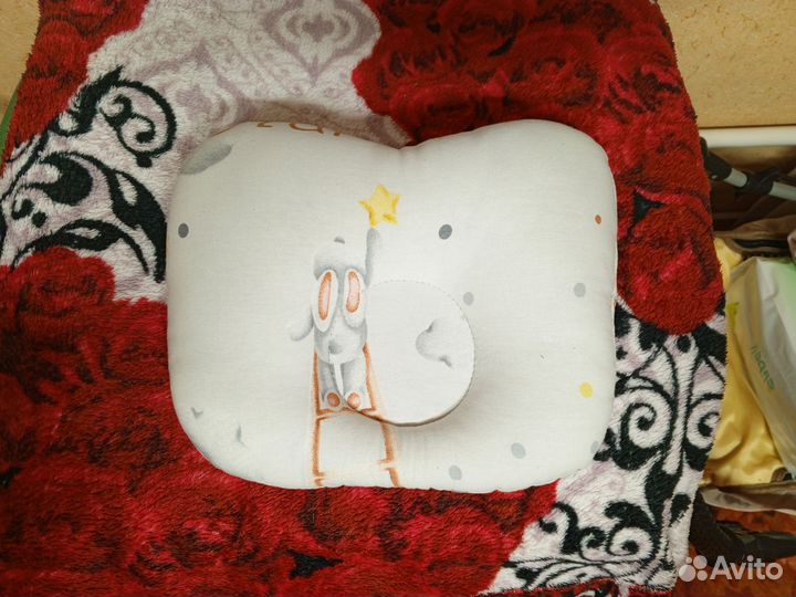 Подушка для новорожденных