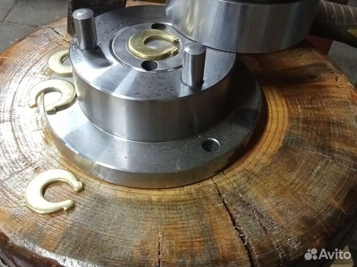 Инструмент для чеканки сувенирных жетонов и монет