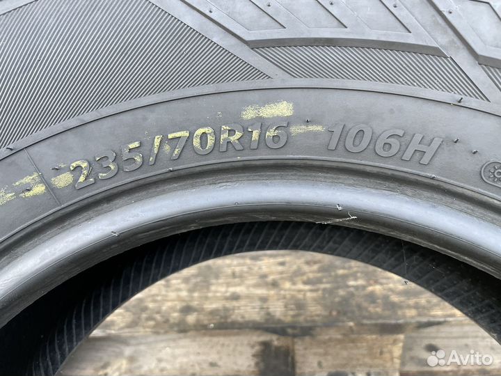 Hankook Dynapro HP RA23 235/70 R16