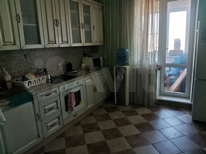 Комната 13 м² в 3-к., 15/24 эт.