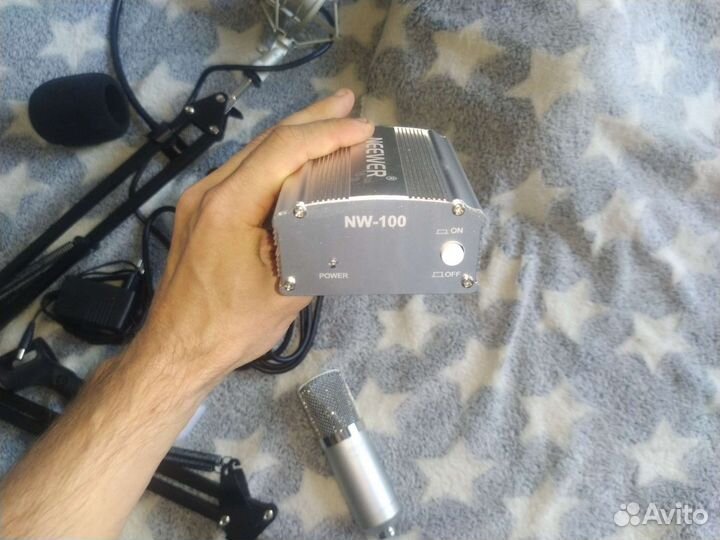 Микрофон студийный Neewer 700 (комплект)