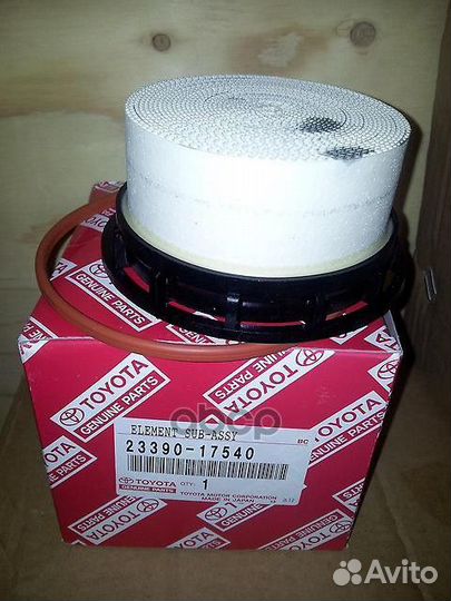 Фильтр топливный 2339017540 toyota