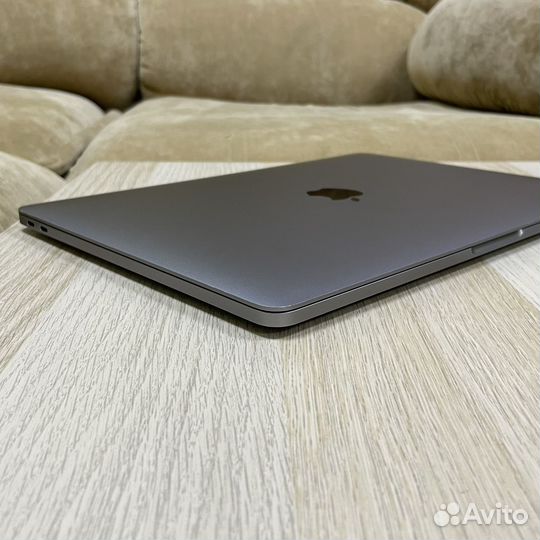 MacBook Pro 13 2017 i5/8/128gb (323 цикла)
