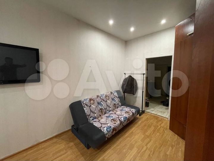 1-к. квартира, 45 м², 8/10 эт.