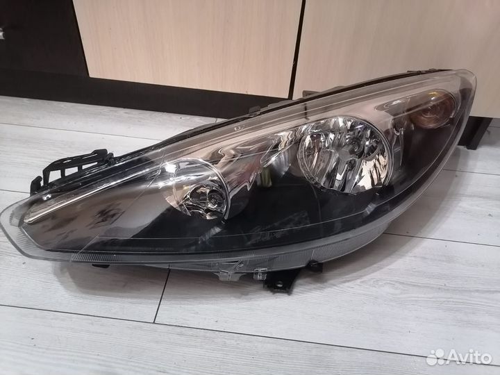 Фары Пежо 308 рестайлинг