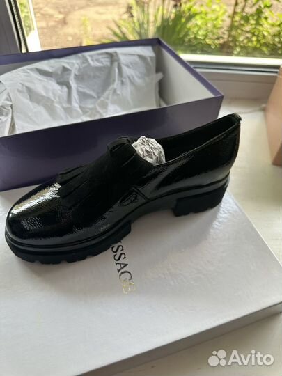 Лоферы женские