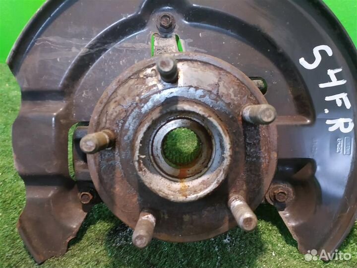 Кулак передний правый Ford Focus 3 (CB8) 2015