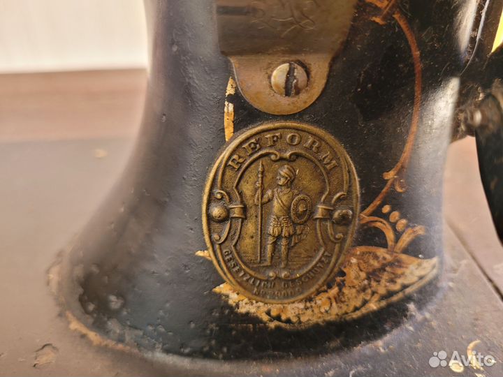 Швейная машинка Reform конца 18 века