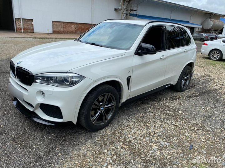 Полосы на пороги M-Performance черный мат Bmw X5