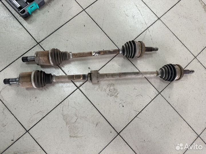 Привод передний левый/правый Лада Веста Vesta