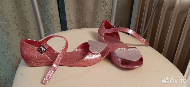 Туфли, сланцы, босоножки кожанные