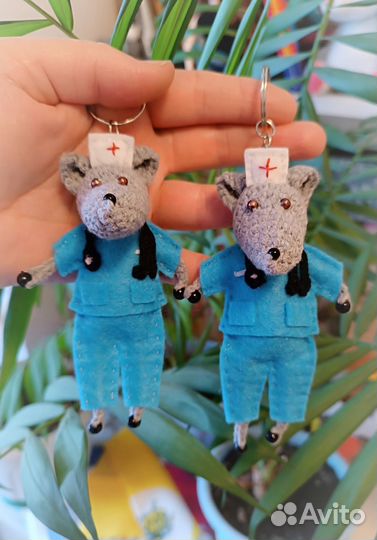 Вязаные брелоки, ручной работы