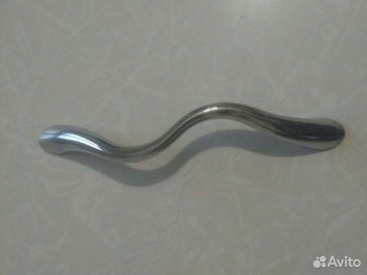 Мебельные ручки б/у металл-е 6 шт/10 см