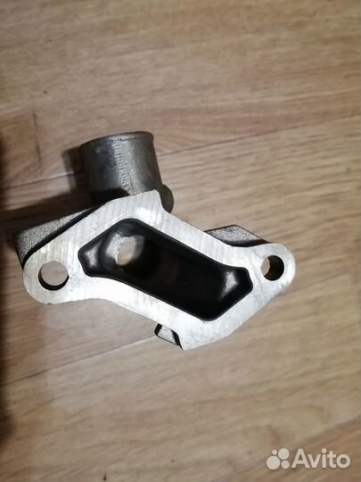 Тройник головки блока ваз 2101