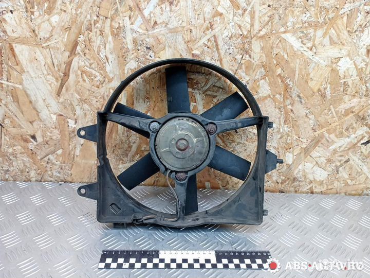 Вентилятор охлаждения Honda Civic 6 1995 8240157