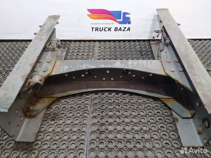 Траверса рамы поперечная