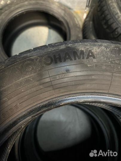 Yokohama BluEarth-A 215/65 R17