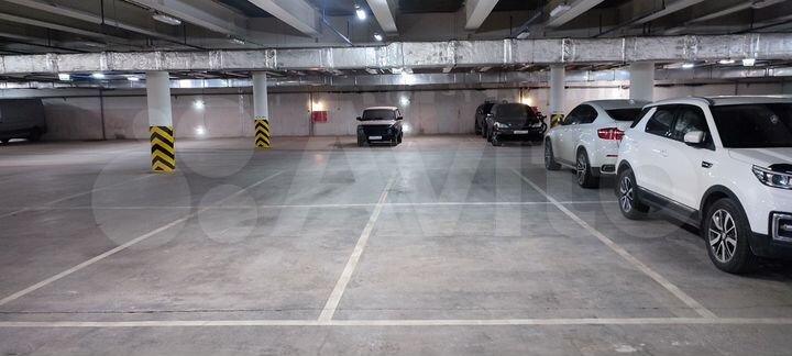 Машиноместо, 15 м²