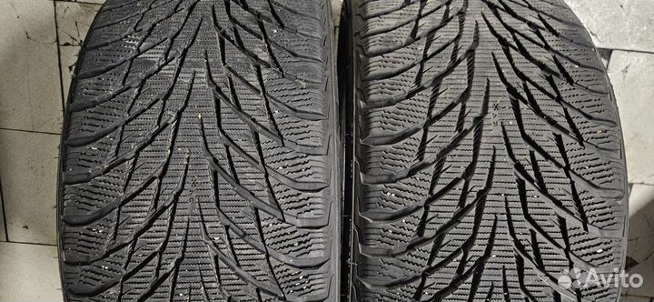 Nokian Tyres Hakkapeliitta R2 255/35 R20 97R