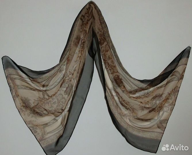 Шарф коричневый с цветочным орнаментом 50х125 см