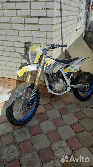 Мотоцикл ataki dr250