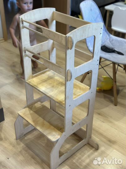 Башня помощника монтессори