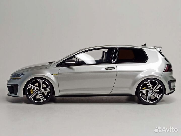 Volkswagen Golf A7 R400 Concept 1:18 Otto