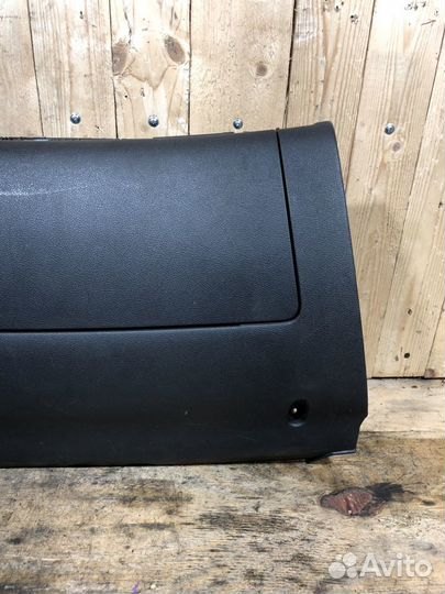 Бардачок Skoda Octavia A5 №2