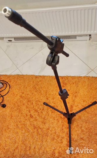 Микрофонные стойки под вокал и под бочку