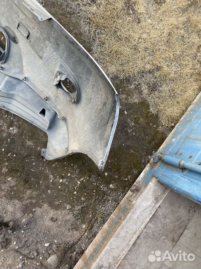 Бампер на lexus rx