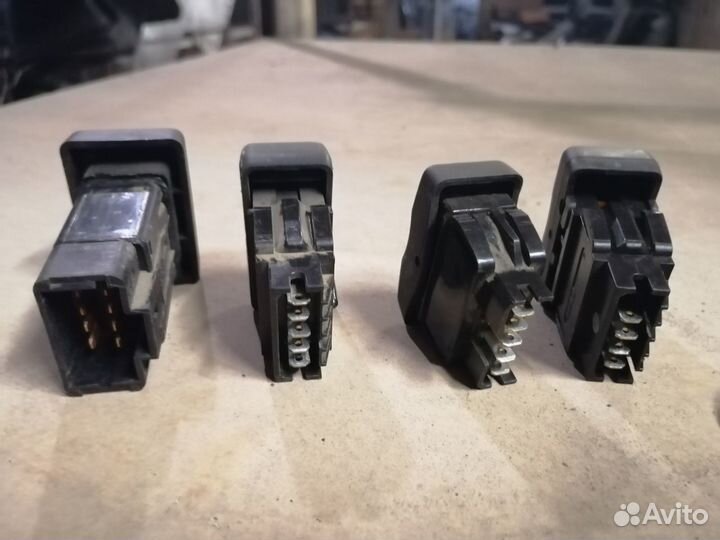 Кнопки салона Рено Логан