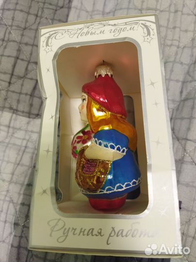 Елочная игрушка красная шапочка
