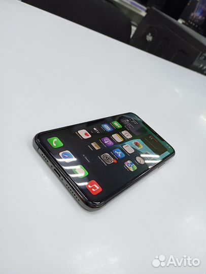 iPhone 11 Pro Max, 64 ГБ