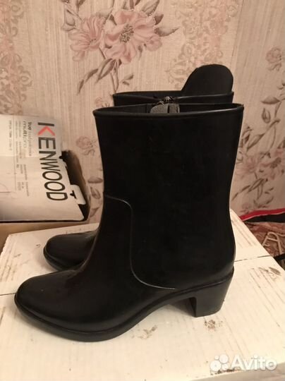 Женские, резиновые сапожки