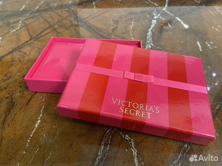 Коробка картонная victorias secret