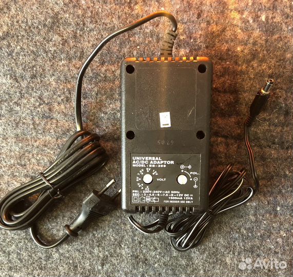 Универсальный AC DC адаптор Vanson BB-399